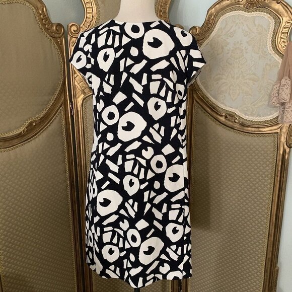 ANN TAYLOR LOFT. Sz 8P. Lined. CapSleeve. Zip Back. Sheath/Shift. B105 - Picture 1 of 5